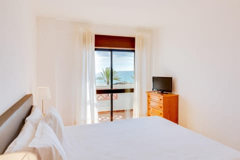 Bedroom, Sea view