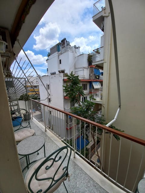 Olga's Studio Apartment in Alimos