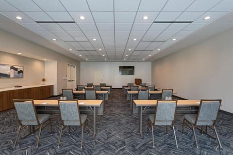 Meeting/conference room