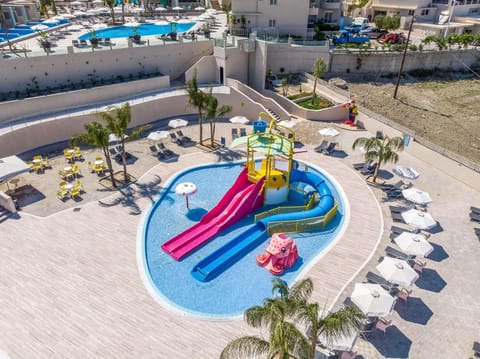 Bird's eye view, On site, Pool view, Swimming pool