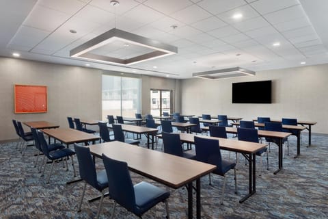 Meeting/conference room