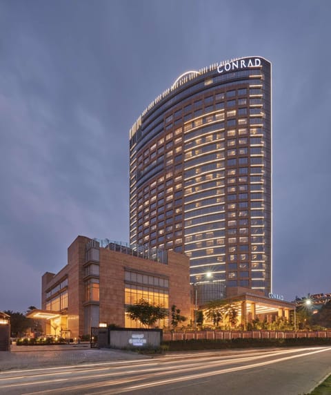 Conrad Bengaluru Hotel in Bengaluru