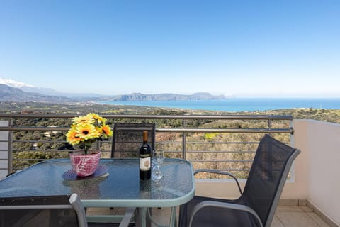 View (from property/room), Balcony/Terrace