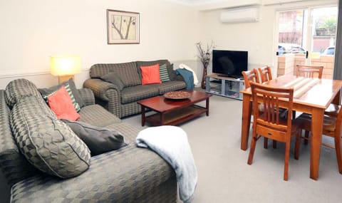 Caulta Apartments Copropriété in North Parramatta