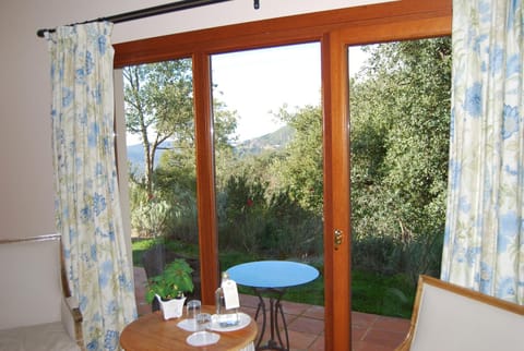 Balcony/Terrace, Seating area, Mountain view