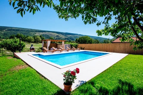 Garden, Swimming pool