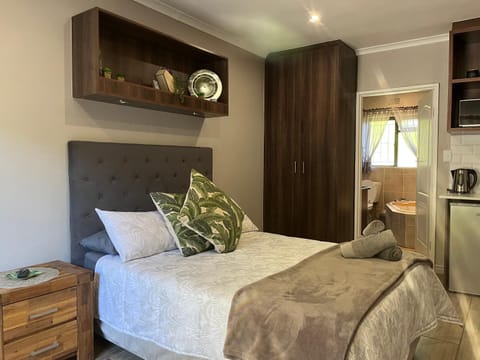 Panorama Self Catering Bed and Breakfast in Cape Town