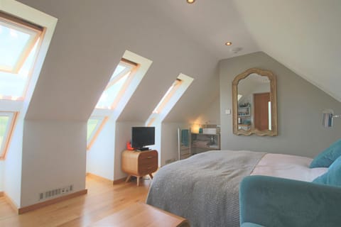 Living room, Bedroom