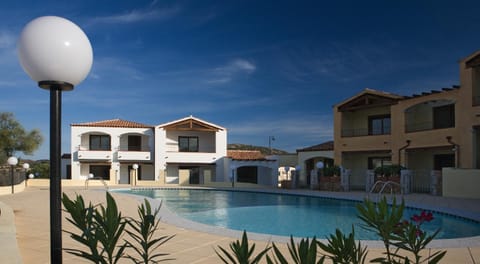 Property building, Pool view, Swimming pool, Swimming pool