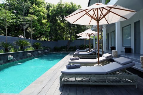 Property building, Pool view, Swimming pool