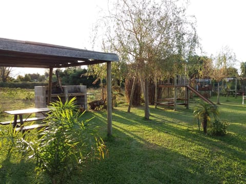 Aitue Bungalows Lodge nature in Gualeguaychú