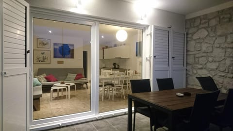 Property building, Dining area