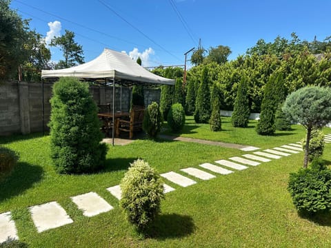 Garden, Garden view