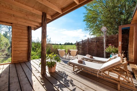 Natural landscape, Sauna, Sauna, View (from property/room), Spa and wellness centre/facilities, Garden view, Sunset, sunbed