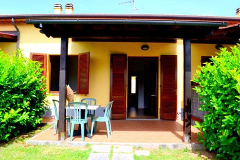 Balcony/Terrace, Balcony/Terrace, Dining area