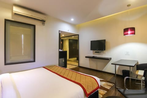 Hotel LXIA Hinjewadi - Indian Nationals Only Hotel in Pune
