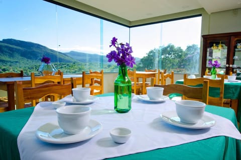 Restaurant/places to eat, City view, Mountain view, Breakfast, Buffet breakfast