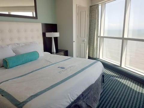 Ocean Front Corner Unit Appartement-Hotel in Myrtle Beach