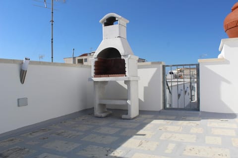 BBQ facilities, Balcony/Terrace