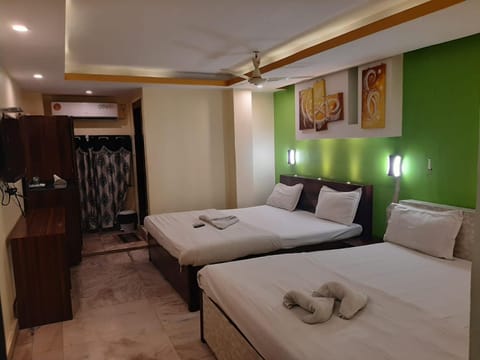 Hotel Platinum Hotel in Kolkata