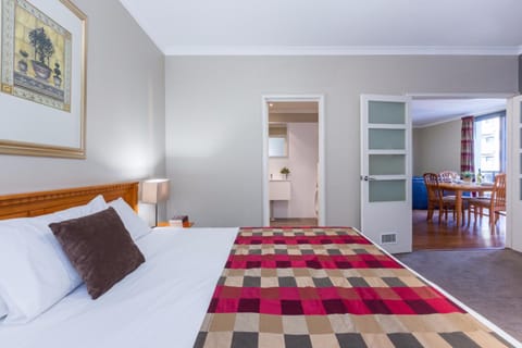 Mont Clare Boutique Apartments Apartment hotel in Perth
