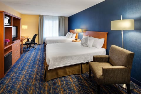 Fairfield Inn & Suites by Marriott Toronto Brampton Hotel in Brampton