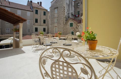 Aspalathos Residence Hôtel in Split