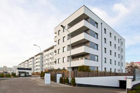 Elite Apartments Marine Suite Condo in Gdansk