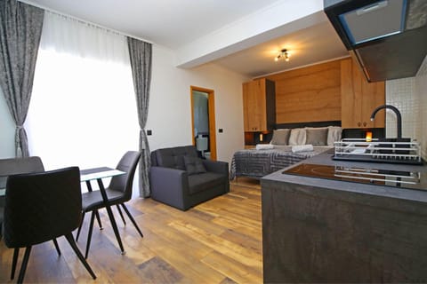 Apartmani Krka Rooms Bed and Breakfast in Šibenik-Knin County, Croatia