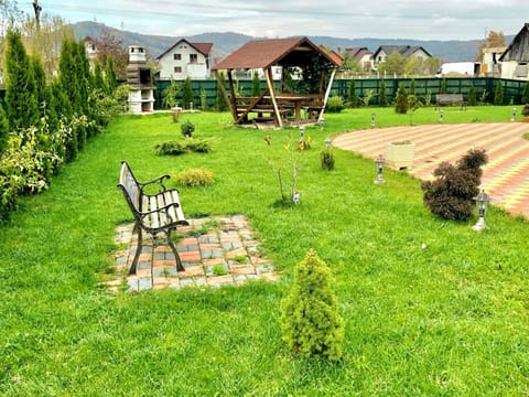 Pensiunea Casa Albă Übernachtung mit Frühstück in Cluj County