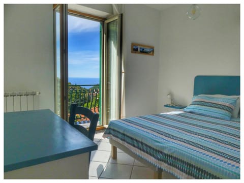 Bed, Natural landscape, View (from property/room), Balcony/Terrace, Photo of the whole room, Bedroom, Mountain view, Sea view