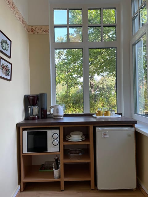 View (from property/room), Kitchen or kitchenette