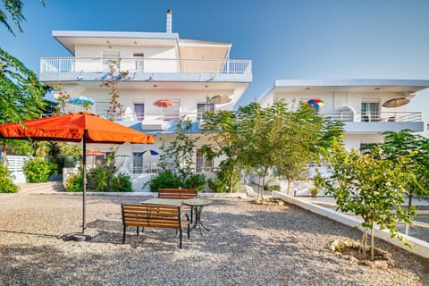 Salora Studio-Apartments Condominio in Decentralized Administration of the Aegean