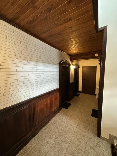 Willa BROWAR pokoje gościnne w centrum miasta na starówce, Self check in 24H, FV, TV Smart, Darmowe Wi-Fi, Parking, W sąsiedztwie restauracji i kawiarni, Usługi escort zakazane Villa in Pomeranian Voivodeship