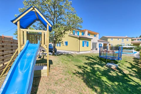 Villa Zminj 1404 Chalet in Istria County