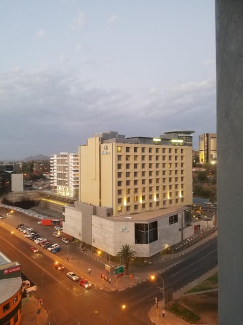 77 On Independence Apartments Eigentumswohnung in Windhoek