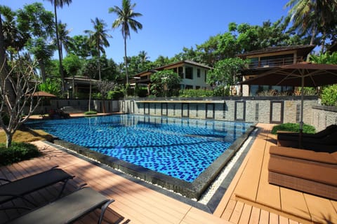Day, Swimming pool, Swimming pool