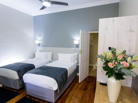 Queens Hotel by BON Hotels Hotel in Western Cape