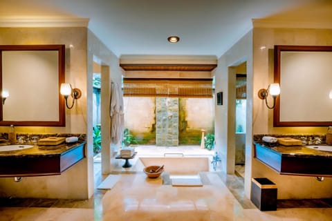 Bathroom, Bath