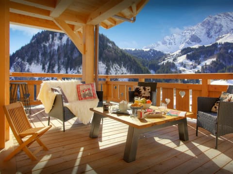 Day, Natural landscape, Winter, View (from property/room), Balcony/Terrace, Seating area, Mountain view