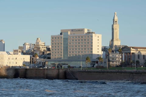 NH Montevideo Columbia Hotel in Montevideo