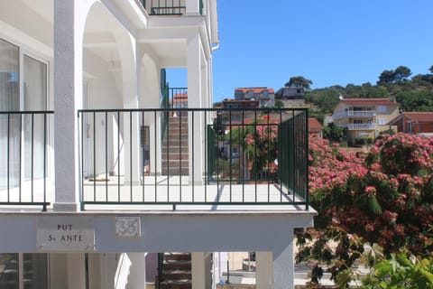 Apartment Udovicic Condo in Trogir