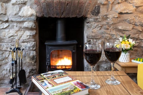 Marian Cottage House in Craven District