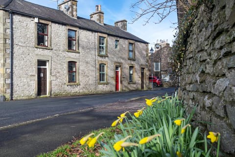 Marian Cottage House in Craven District