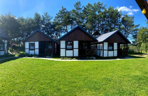 Property building, Day, Natural landscape, Garden, Garden, Balcony/Terrace, Garden view, Garden view, Family, Family