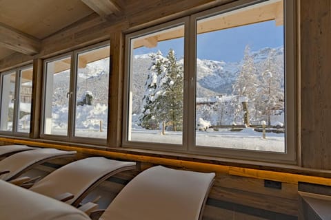 Nearby landmark, Winter, Spa and wellness centre/facilities