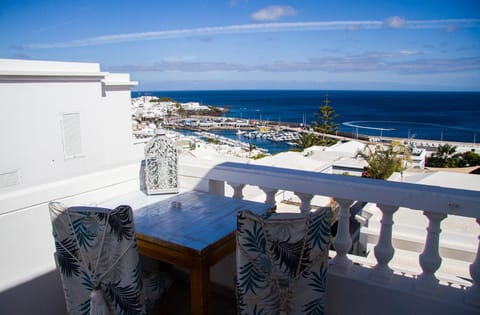 View (from property/room), Balcony/Terrace, Sea view