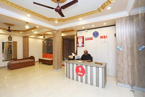 OYO Flagship Sushama Newtown Hotel in Kolkata