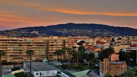 Appartement Chateau de la mer Condo in Cannes
