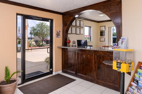 Americas Best Value Inn & Suites Waller/Prairie View Motel in Harris County